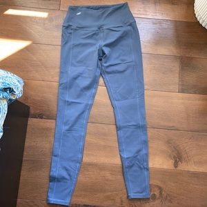 Slate blue italic leggings. Size small.